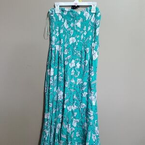 💥HOST PICK💥Lily Morgan Floral Green Maxi Skirt Size Large